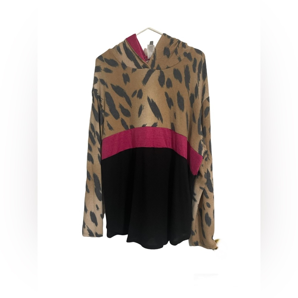 Women’s Size XXXL HoneyMe Leopard, Pink & Black Hoodie